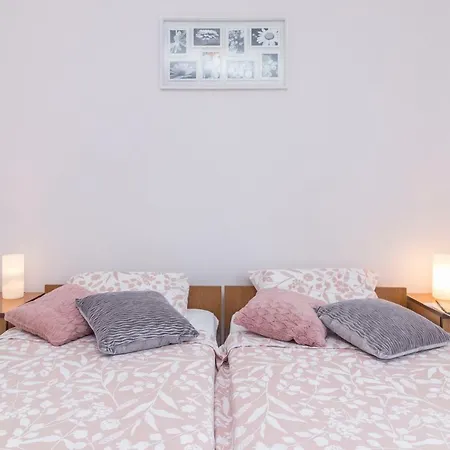 Apartment Rede