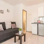 Rede Apartman Póla